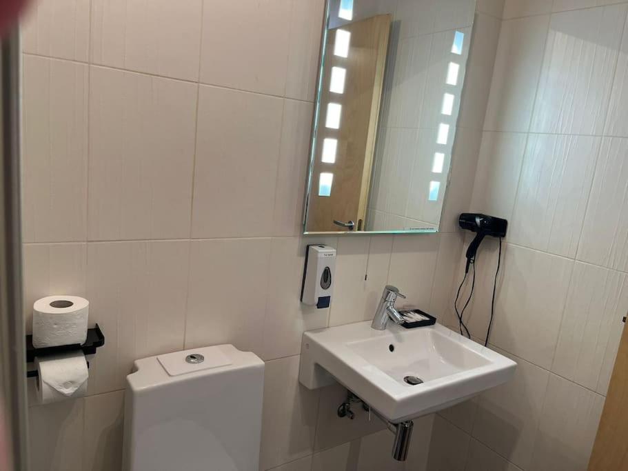 Charming Flat Next To Old Town And Harbor Tallinna