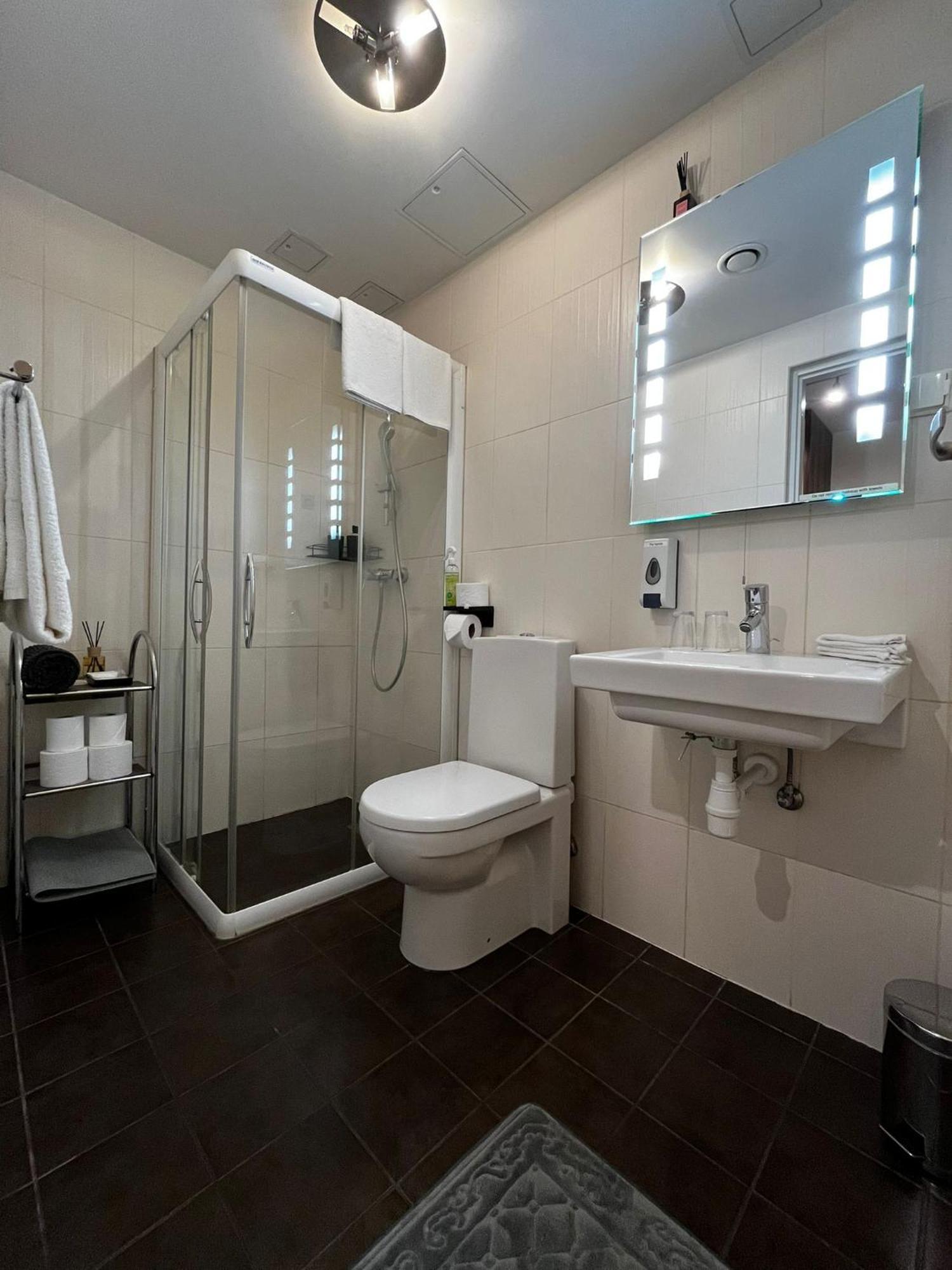 Charming Flat Next To Old Town And Harbor Huoneisto *